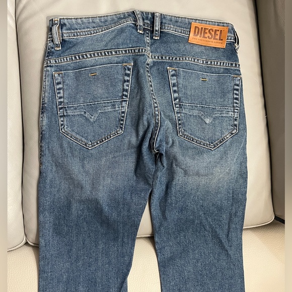 NWT - Diesel Thommer Slim Fit Jeans - W29 L32 - Picture 8 of 11